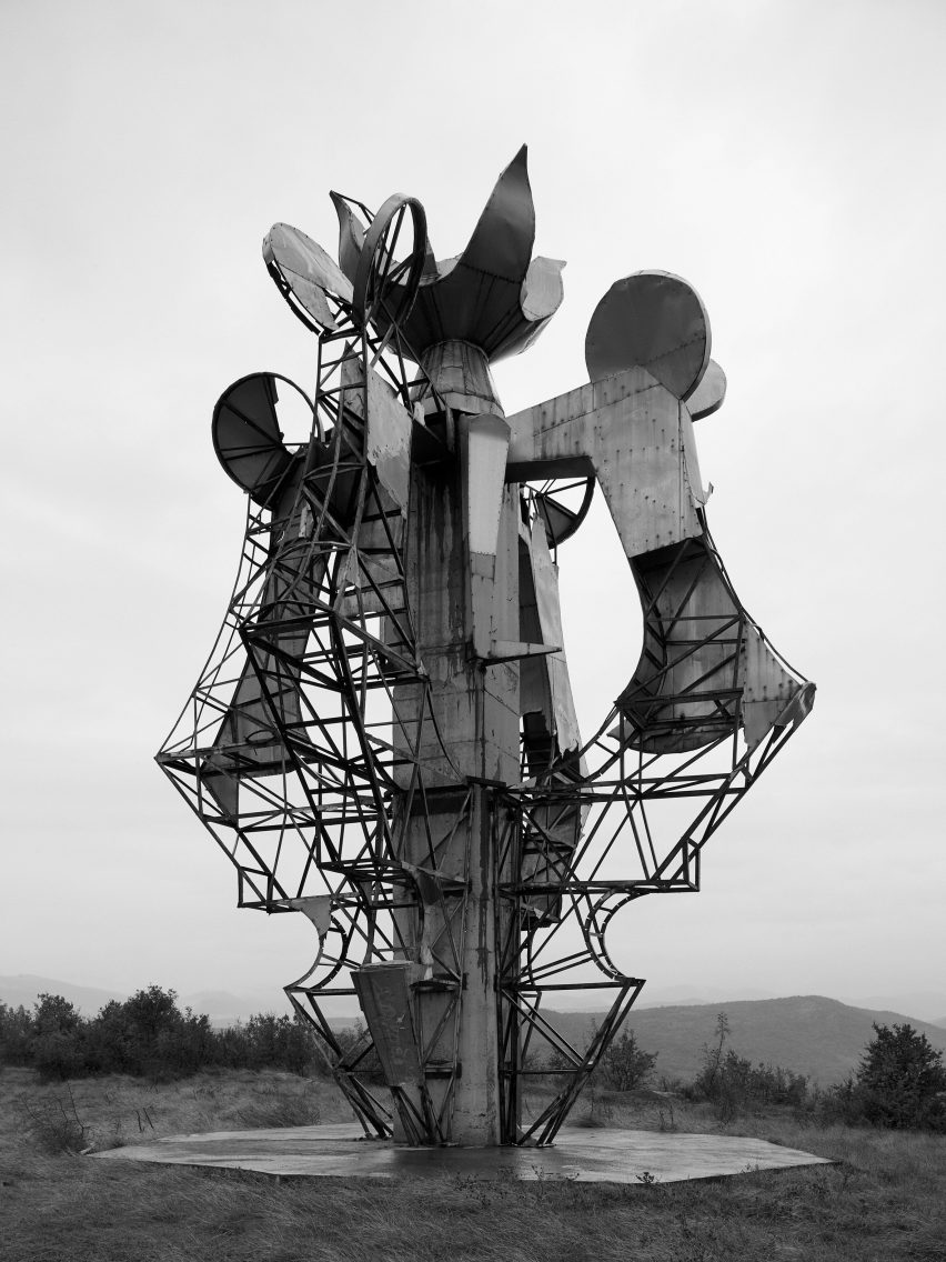 Composite ex-soviet war memorials by Jan Kempenaers