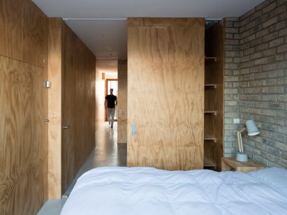 Cratlach Mews House by DUA