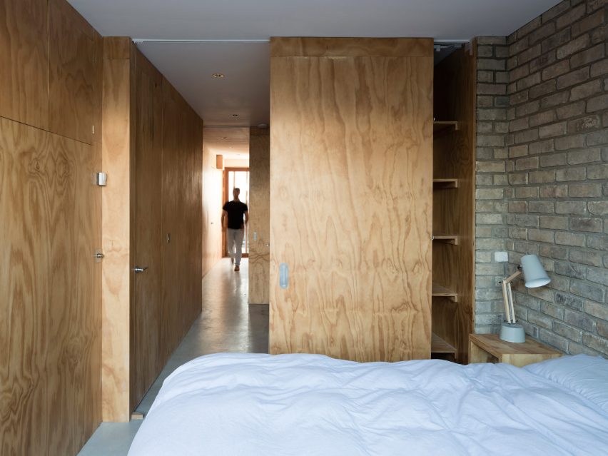 Cratlach Mews House by DUA