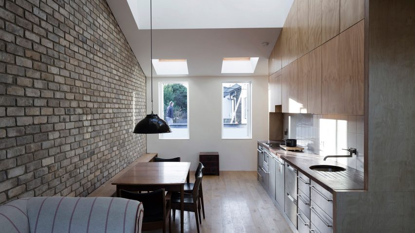 Cratlach Mews House by DUA