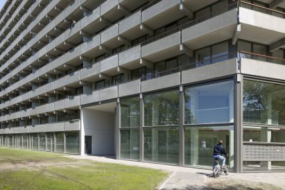 deFlat Kleiburg by NL Architects and XVW Architectuur
