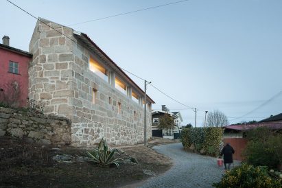 Feitais House by José Lobo Almeida