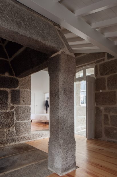Feitais House by José Lobo Almeida