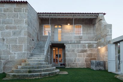 Feitais House by José Lobo Almeida