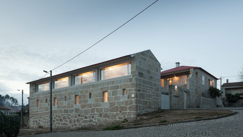 Feitais House by José Lobo Almeida