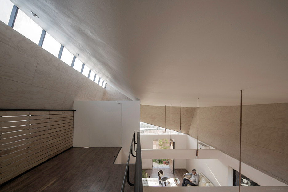 Casa Lautar by Felipe Alarcón Carreño