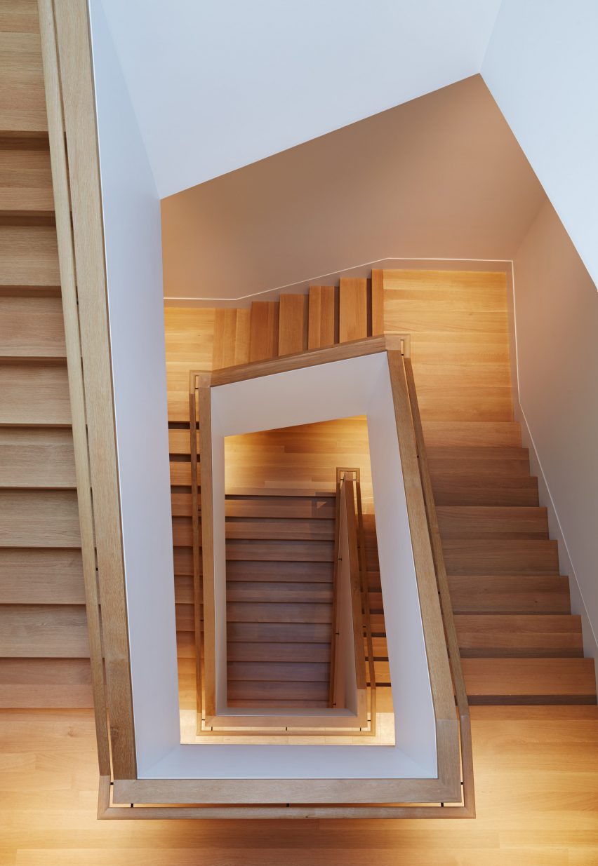Lincoln Park Townhouse by HBRA