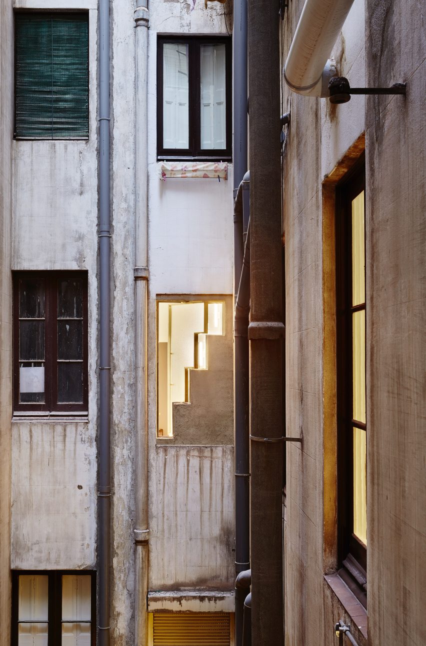 House in Girona, Barcelona by Arquitectura-G