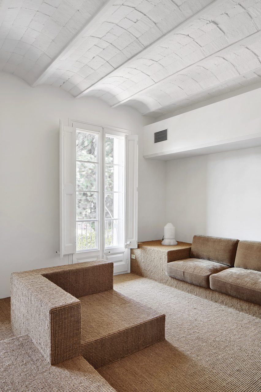 House in Girona, Barcelona by Arquitectura-G
