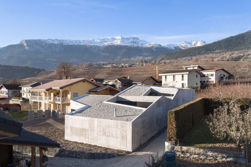 House in Savièse by Anako architecture