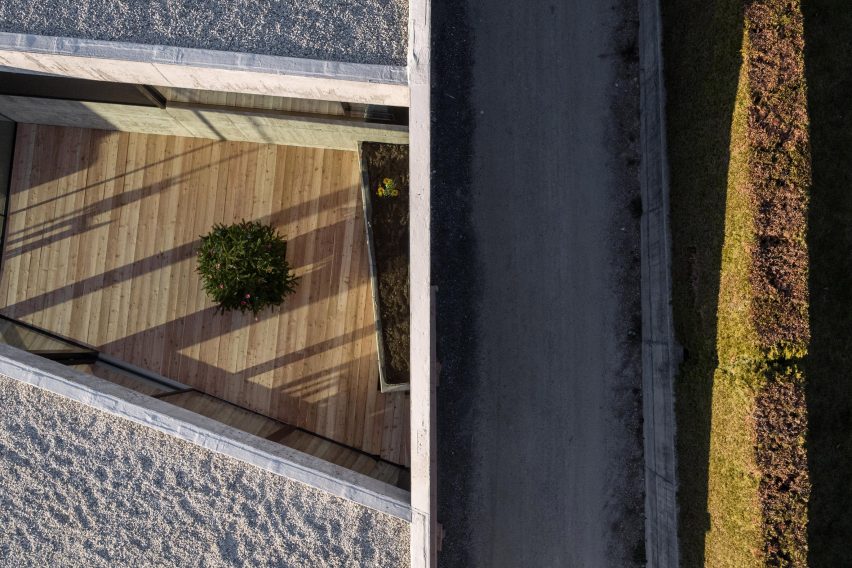 House in Savièse by Anako architecture