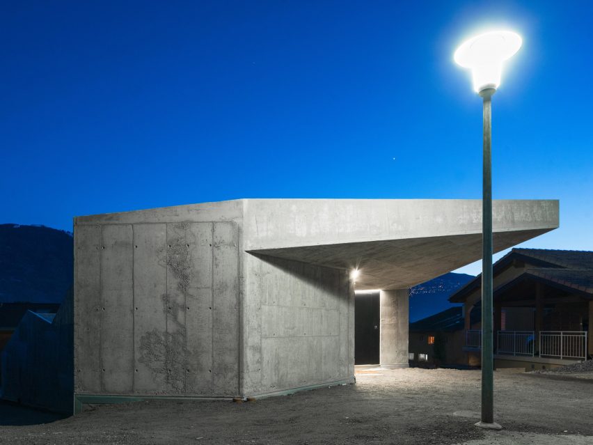House in Savièse by Anako architecture