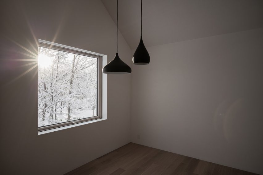 House in Niseko by Florian Busch Architects