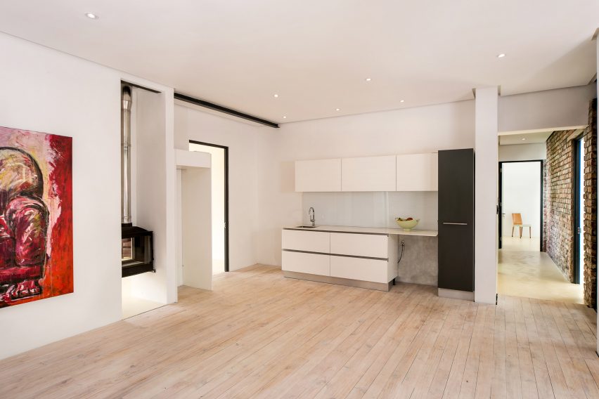 House in Noordhoek by Sven ten Bokkel Huinink