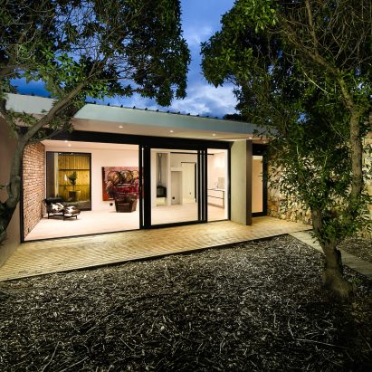 House in Noordhoek by Sven ten Bokkel Huinink