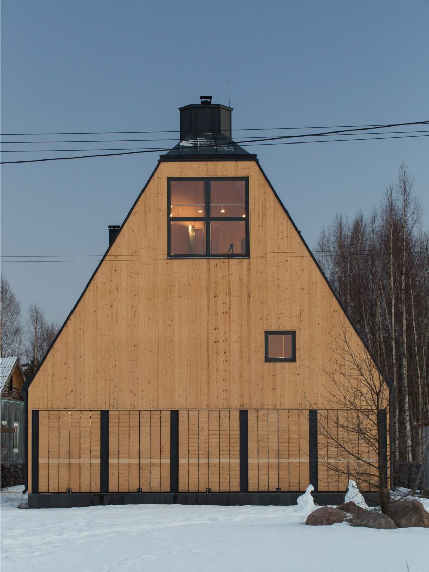 House in Pribylovo by Chovya