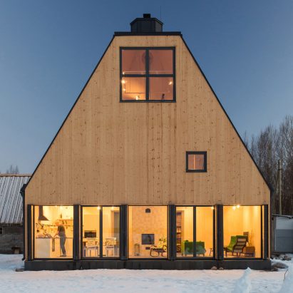 House in Pribylovo by Chovya