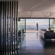 A House with a View by Axelrod Architects