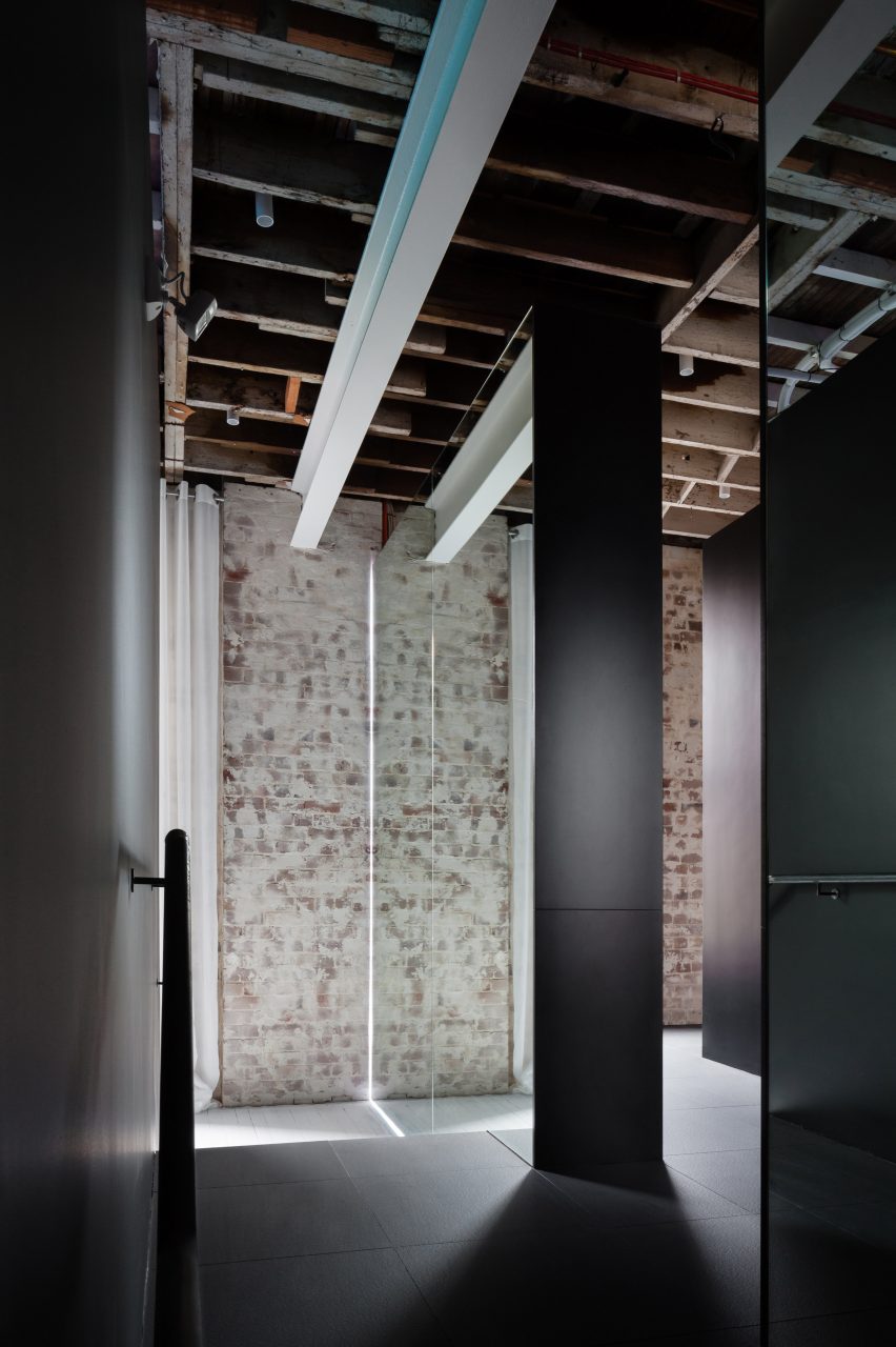 Humming Puppy Yoga Studio by Karen Abernethy Architects