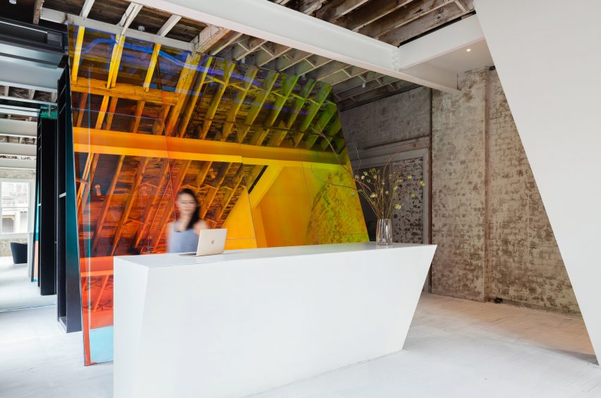 Humming Puppy Yoga Studio by Karen Abernethy Architects