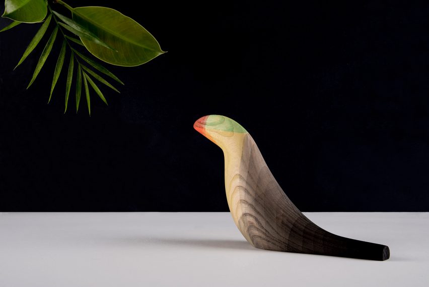 Immersed birds by Moisés Hernández
