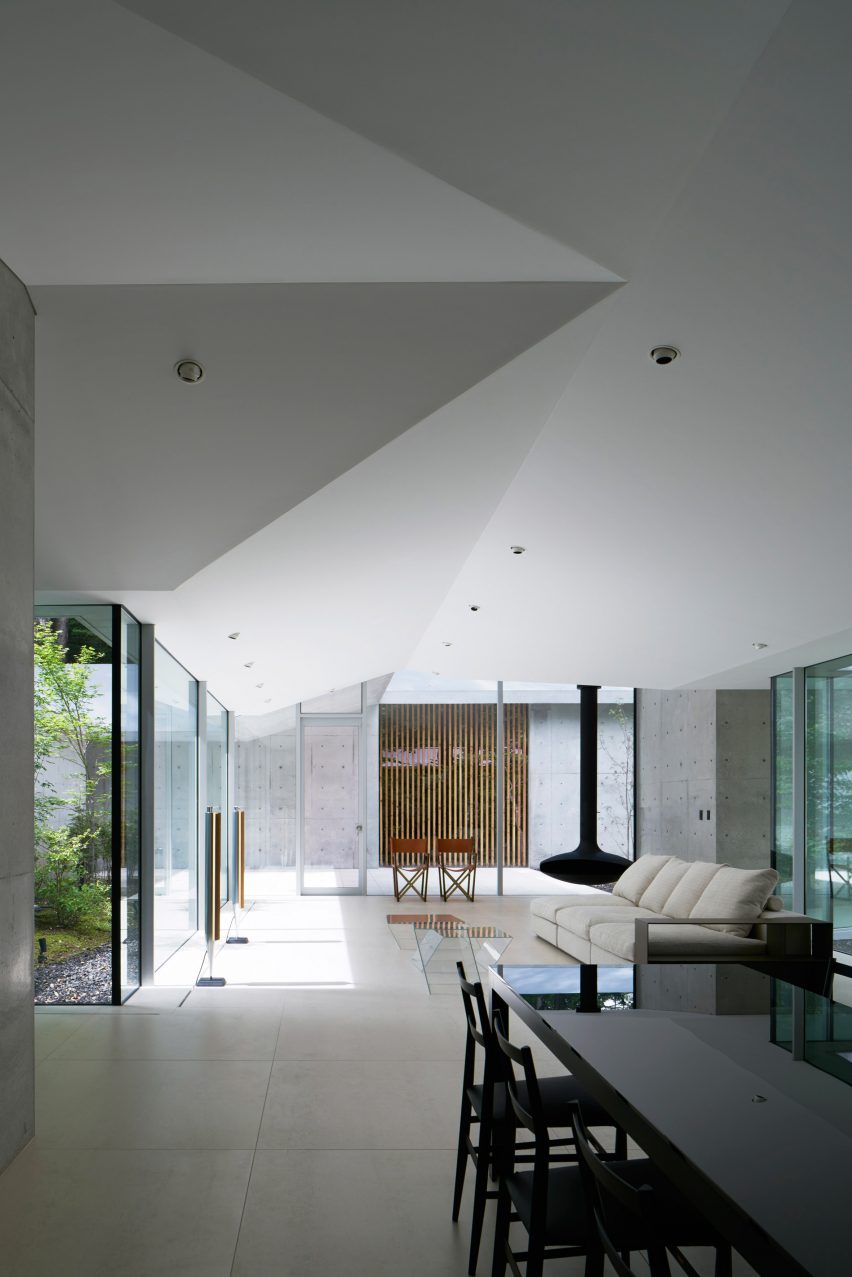 It is a Garden house by Megumi Matsubara & Hiroi Ariyama