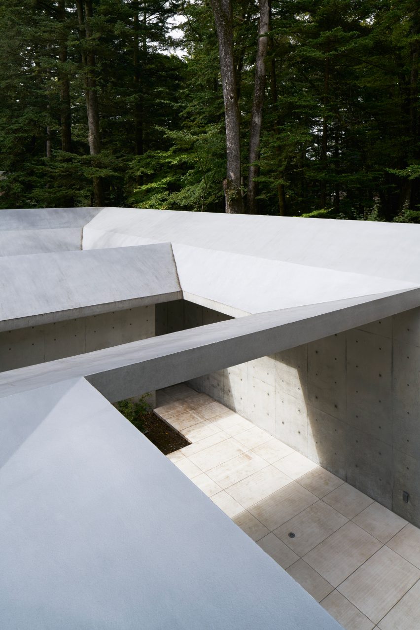 It is a Garden house by Megumi Matsubara & Hiroi Ariyama