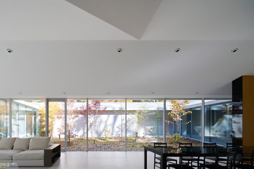 It is a Garden house by Megumi Matsubara & Hiroi Ariyama