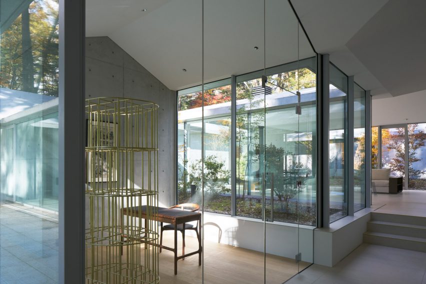 It is a Garden house by Megumi Matsubara & Hiroi Ariyama