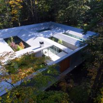 It is a Garden house by Megumi Matsubara & Hiroi Ariyama