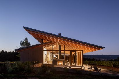 L'Angolo Estate by Lever Architecture