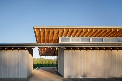 L'Angolo Estate by Lever Architecture