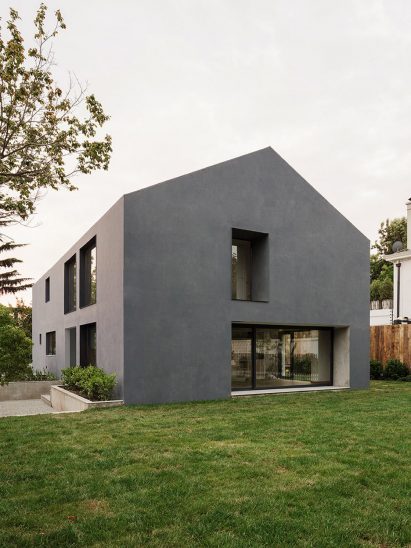 Las Quilas House by Gonzalo Claro