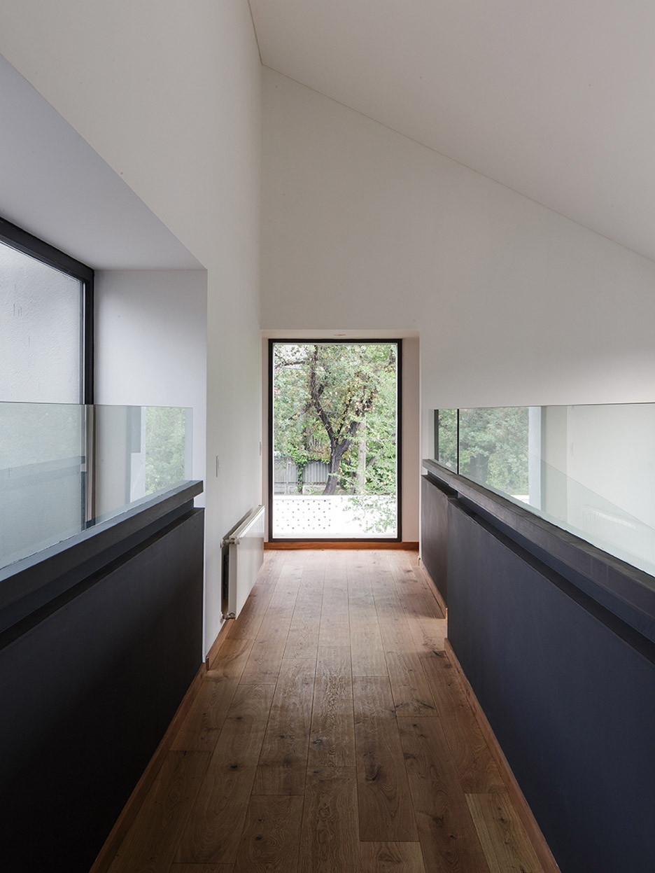 Las Quilas House by Gonzalo Claro