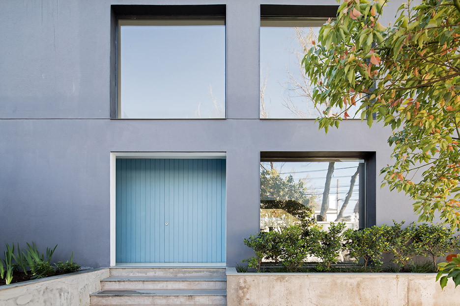 Las Quilas House by Gonzalo Claro