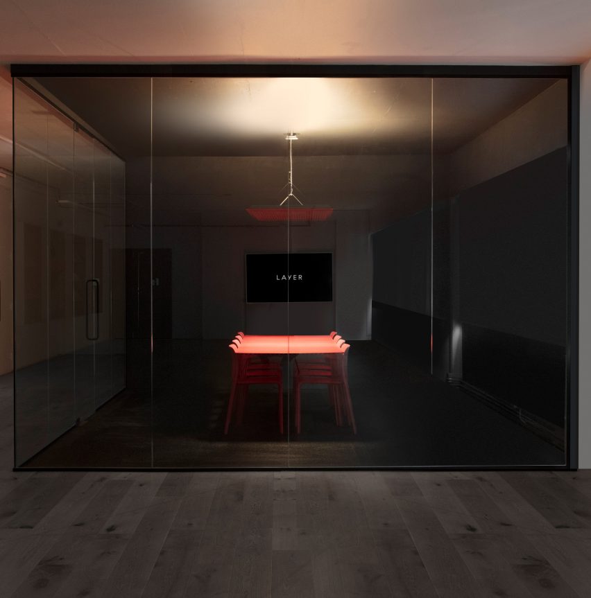 Layer self-designed studio