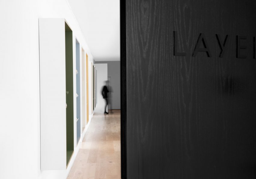 Layer self-designed studio
