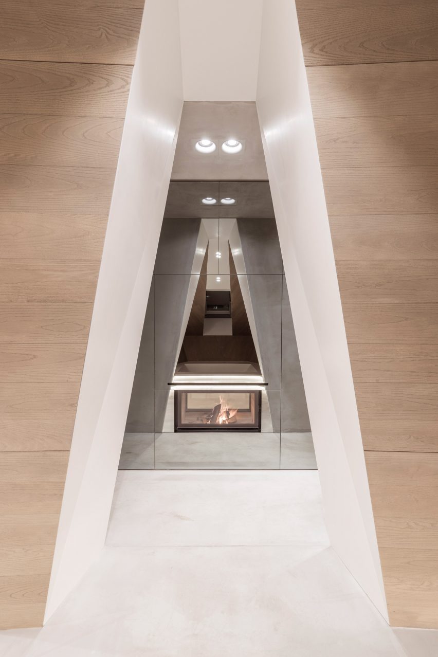 Loft Panzerhalle by Smartvoll