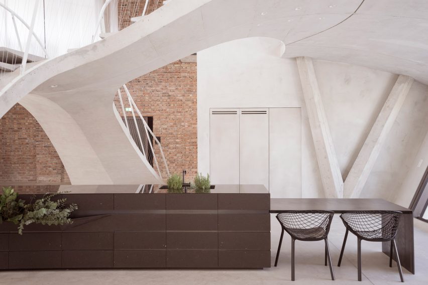 Loft Panzerhalle by Smartvoll