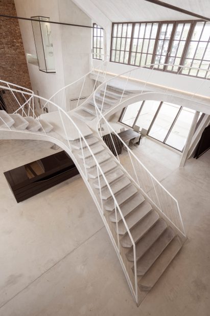 Loft Panzerhalle by Smartvoll