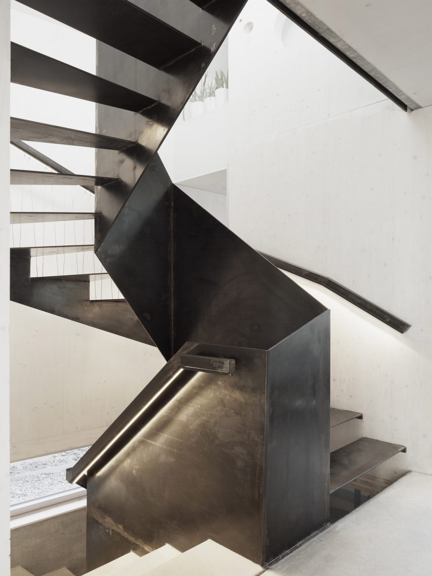 Marly House by Karawitz architects