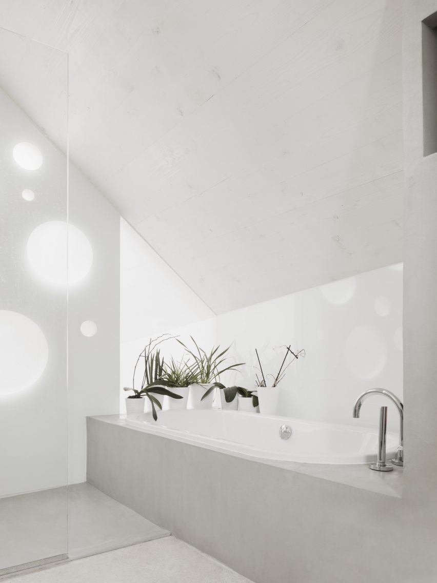 Marly House by Karawitz architects