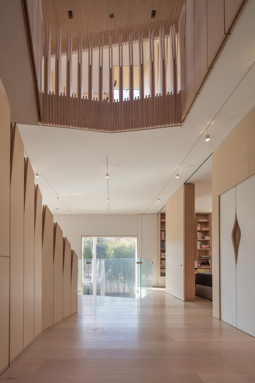 Rock Creek House by NADAAA