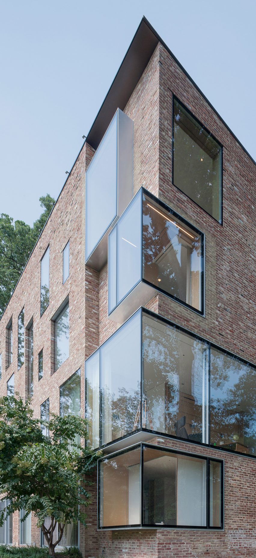 Rock Creek House by NADAAA