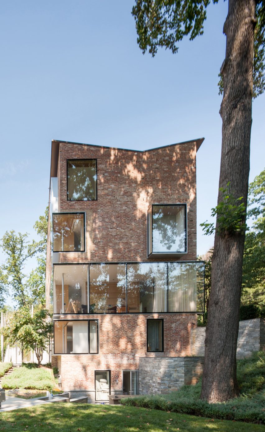 Rock Creek House by NADAAA