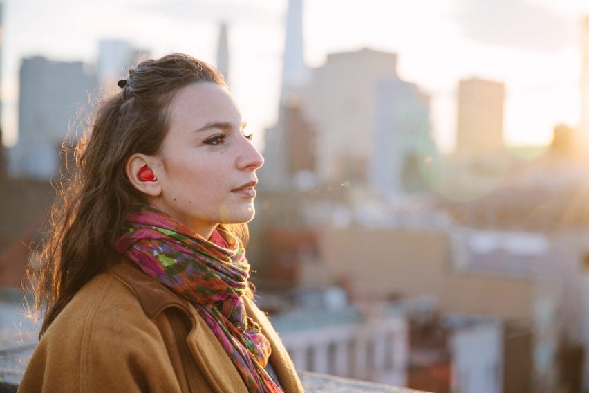 Pilot Translation Kit - Conversational System by Waverley Labs (MWC)