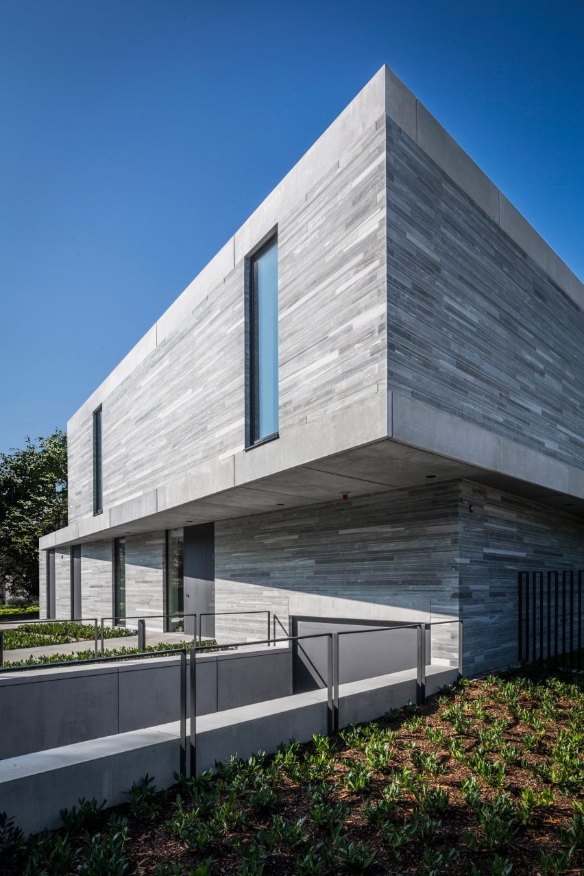 Residential House Cologne Hahnwald by Corneille Uedingslohmann Architekten