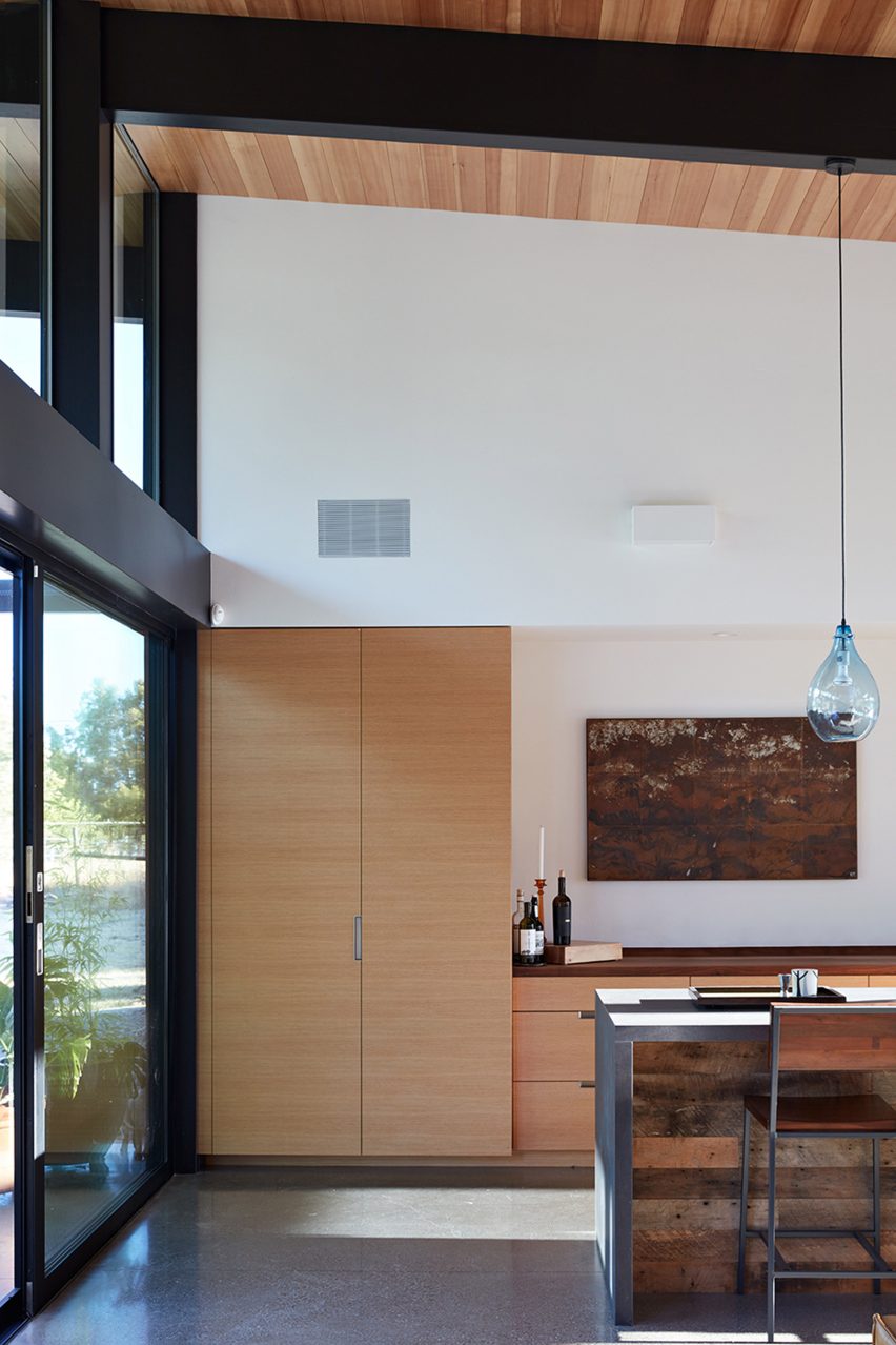 Sacramento Modern Residence by Klopf Architecture