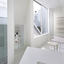 10 of the most popular all-white interiors from Dezeen’s Pinterest boards