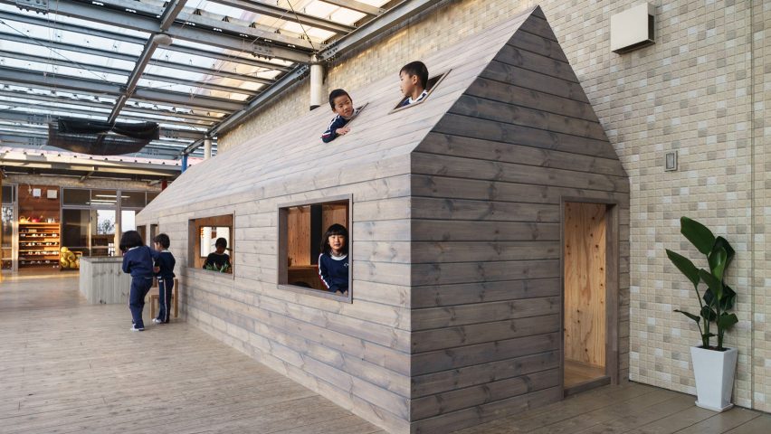 Small house for kids by Hibinosekkei